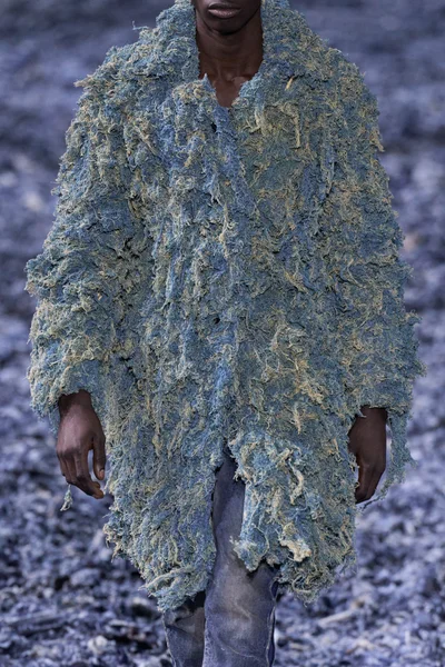 Look 38